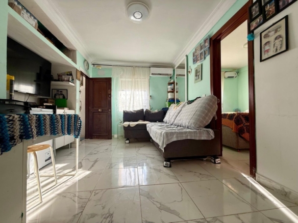 Imagen 1 de ¡Atención inversores y compradores! Vivienda en venta en c/ Perdiz