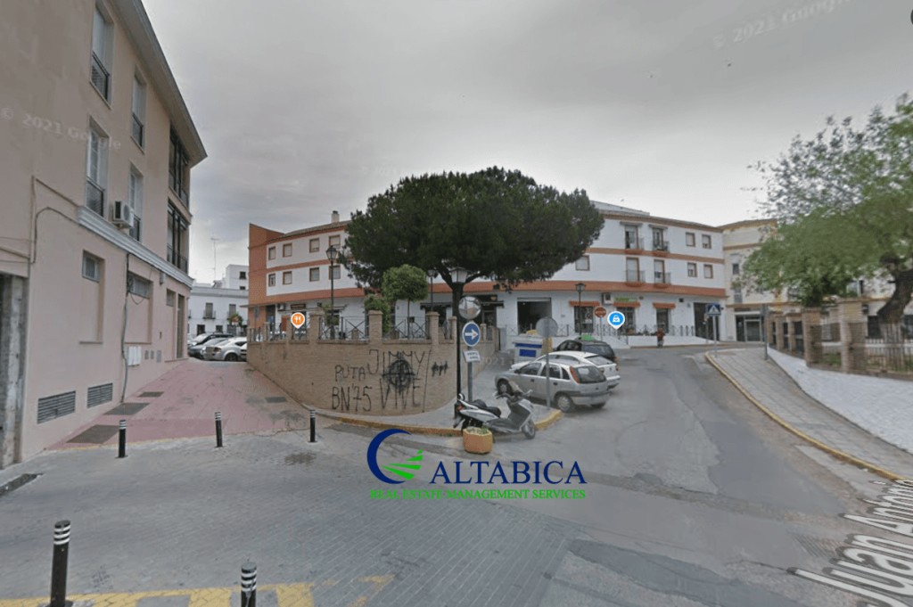 Imagen 3 de Casa-Chalet en Venta en Sanlucar La Mayor Sevilla