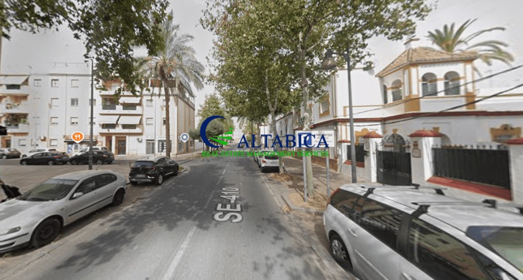 Imagen 1 de Local comercial en Venta en Alcala De Guadaíra Sevilla