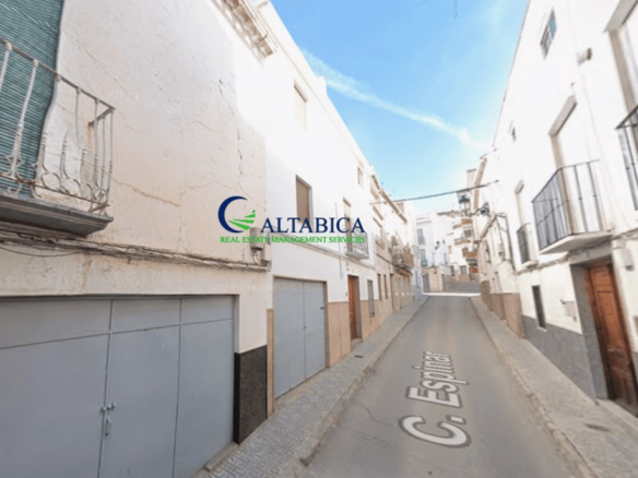 Imagen 2 de Piso en Venta en Huelma Jaén