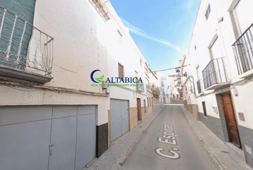 Imagen 2 de Piso en Venta en Huelma Jaén