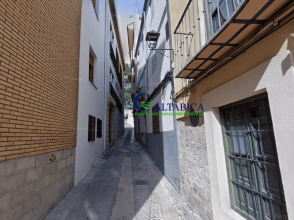 Imagen 4 de Casa-Chalet en Venta en Jaen Jaén