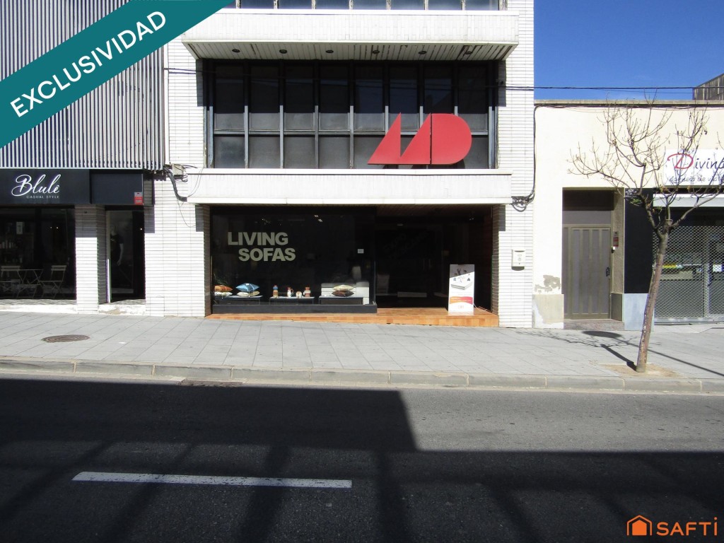 Imagen 3 de Edificio comercial en pleno centro de Móra d'Ebre