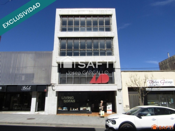 Imagen 1 de Edificio comercial en pleno centro de Móra d'Ebre