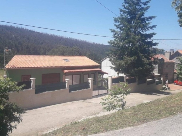 po-1277004-imagen - El Club del Propietario Imagen 1 de Encantadora Casa de Piedra Rehabilitada en Vimianzo - ¡Lista Para Entrar a Vivir!