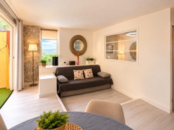 Imagen 2 de Loft con terraza y piscina comunitaria en Vallpineda