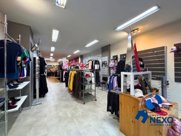 Imagen 4 de LOCAL COMERCIAL EN CALLE PABLO IGLESIAS 19 | MÁXIMA VISIBILIDAD EN GIJÓN