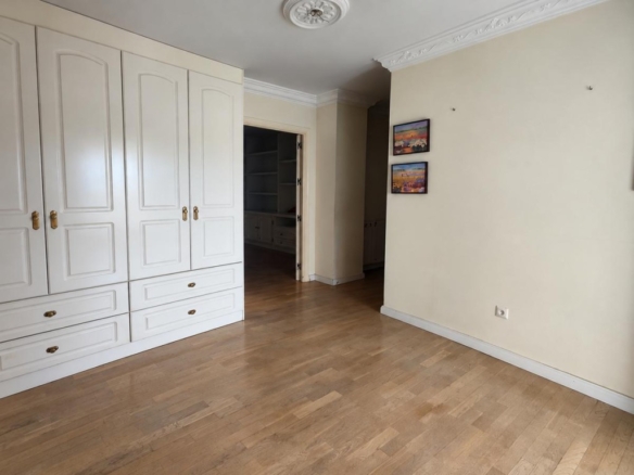 Imagen 4 de VENTA DE ESPECTACULAR ÁTICO EN PLENO CENTRO DE ESTEPONA