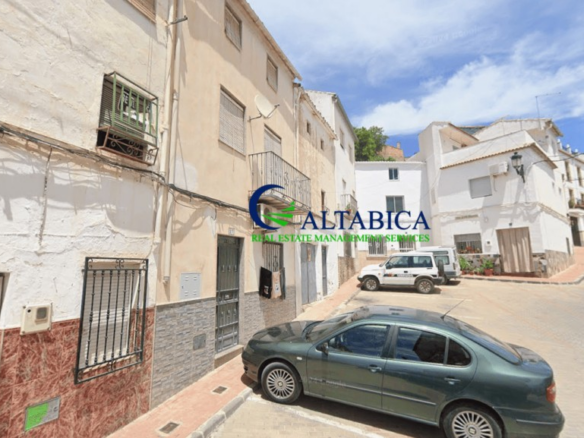 Imagen 3 de Casa-Chalet en Venta en Huelma Jaén