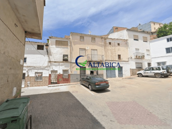 Imagen 1 de Casa-Chalet en Venta en Huelma Jaén