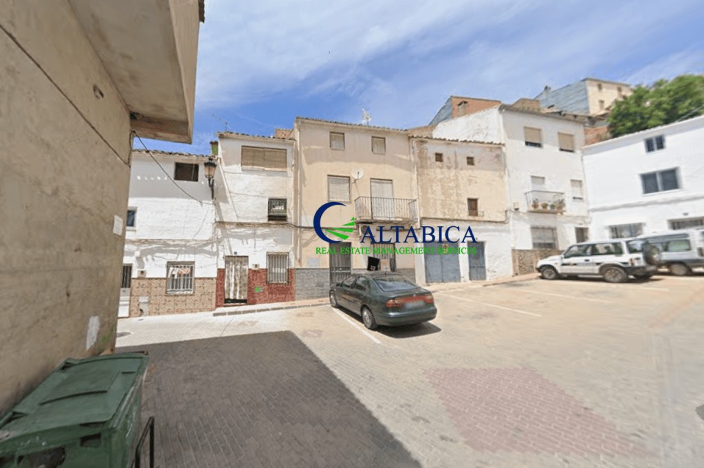 Imagen 1 de Casa-Chalet en Venta en Huelma Jaén