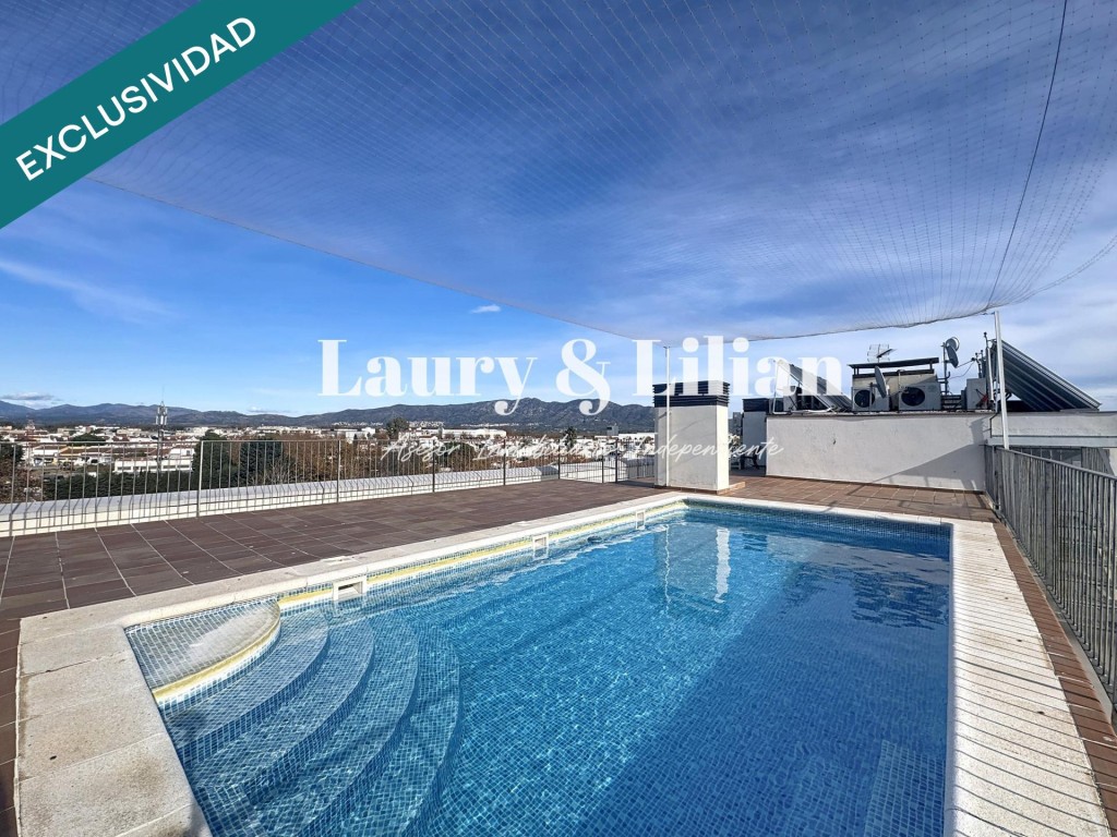 Imagen 2 de Oportunidad en Empuriabrava: apartamento de 2 dormitorios.