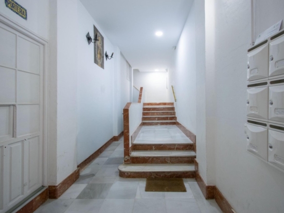 Imagen 3 de Piso junto en San Julián