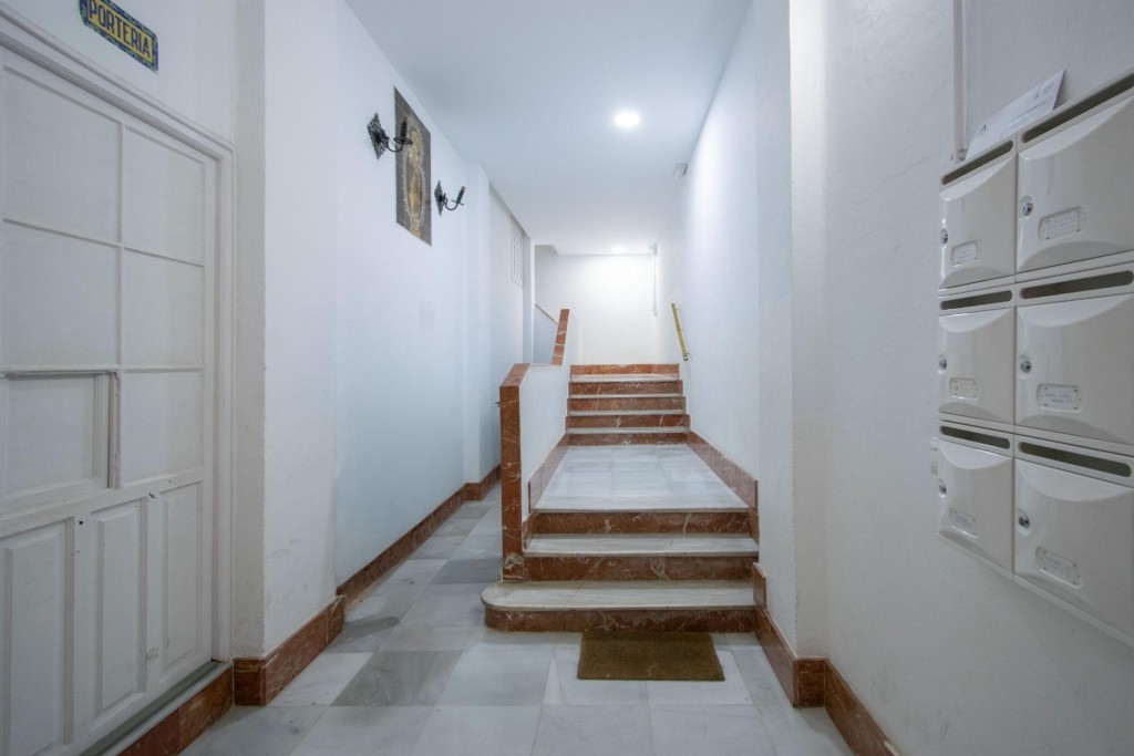 Imagen 3 de Piso junto en San Julián