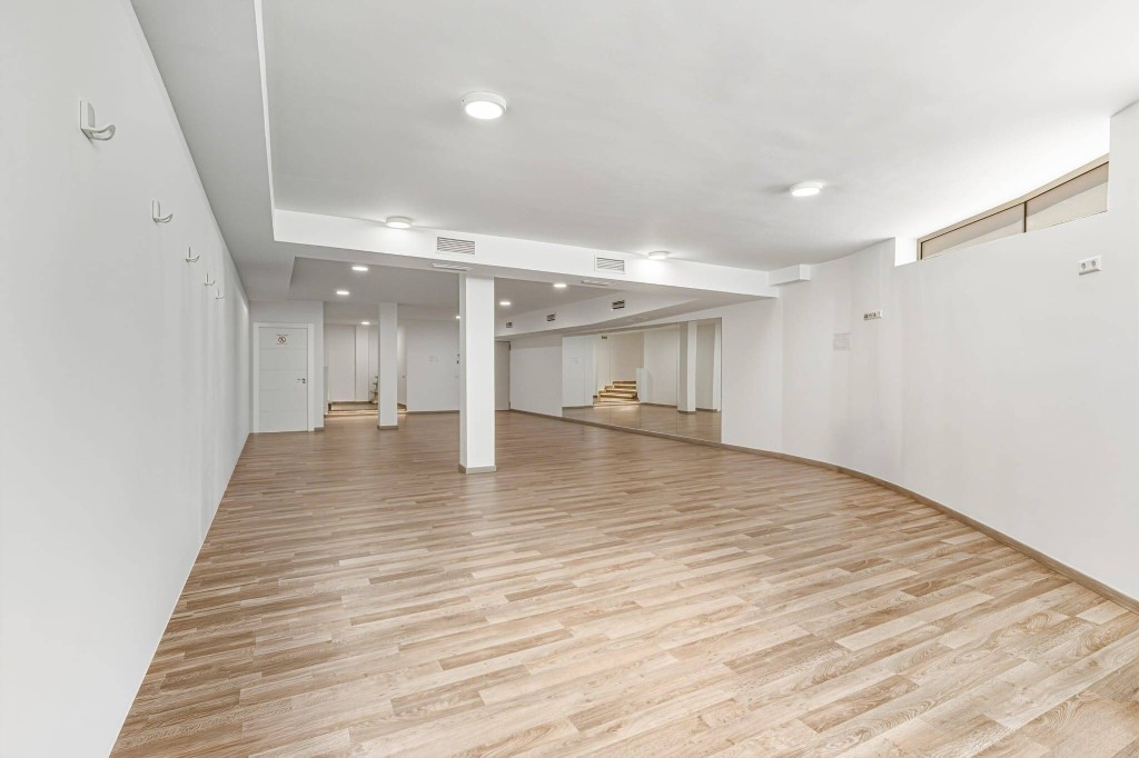 Imagen 2 de Clínica de fisioterapia en venta – 250 m2 – totalmente equipada – lista para funcionar