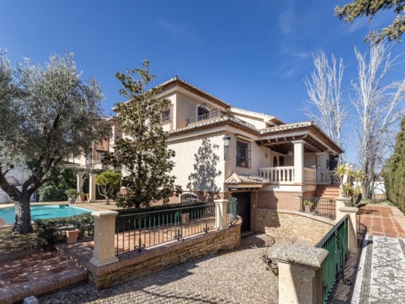 Imagen 2 de Casa-Chalet en Venta en Ogijares Granada