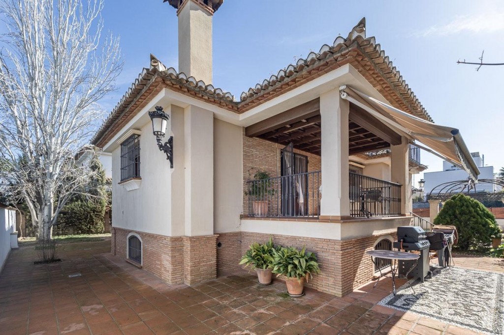 Imagen 3 de Casa-Chalet en Venta en Ogijares Granada