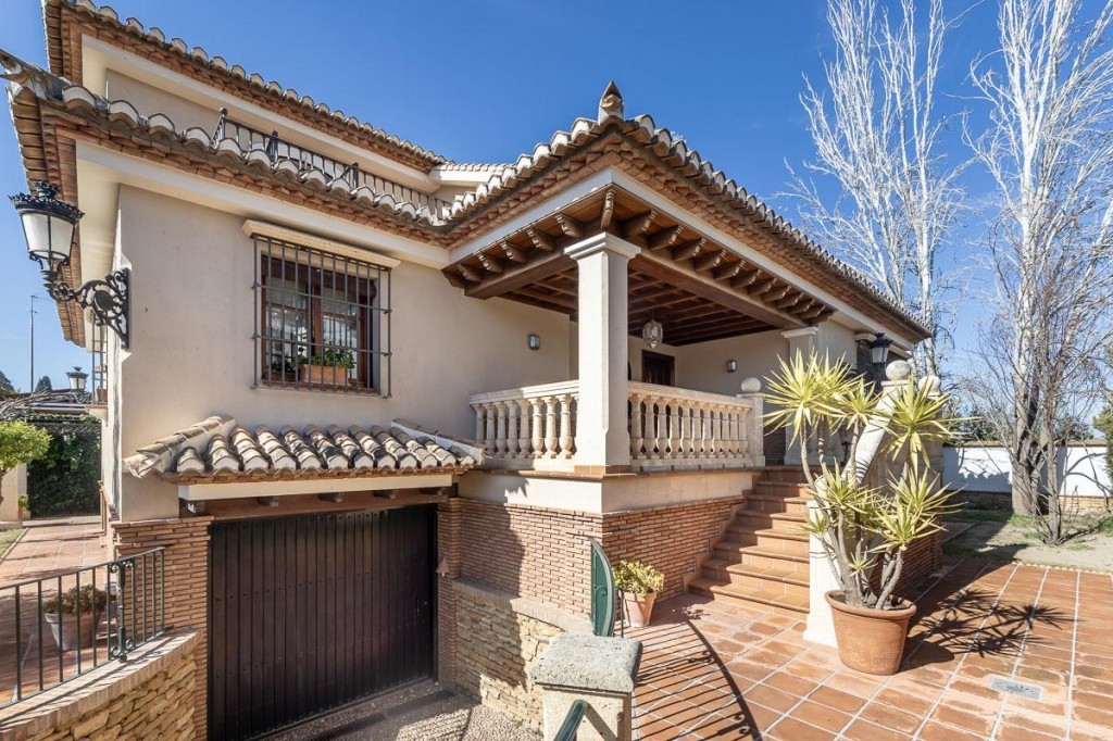 Imagen 4 de Casa-Chalet en Venta en Ogijares Granada
