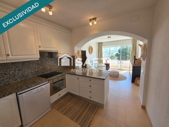 Imagen 2 de Piso reformado lado sur en venta Isla de Roses