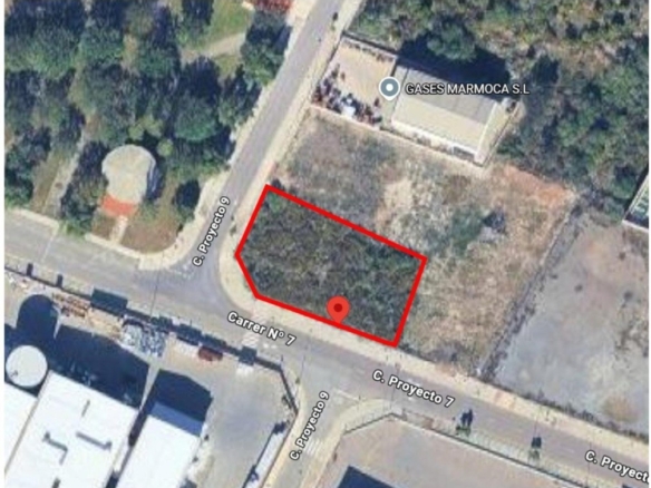 Imagen 2 de Parcela industrial esquinera de 1.750 m² en Quartell