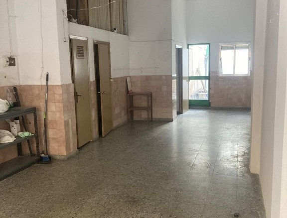Imagen 3 de LOCAL COMERCIAL EN ALQUILER EN ZONA DOCTOR FEDRIANI