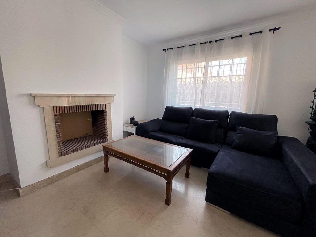 Imagen 2 de EN ALQUILER ÚLTIMA HABITACIÓN CON BAÑO PRIVADO