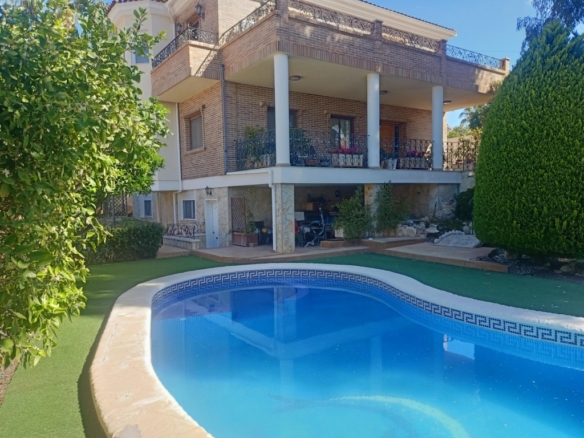 Imagen 1 de VENTA- VILLA DE LUJO- CIUDAD QUESADA- 4 DORMITORIOS- 4 BAÑOS- 364 M2- 850 M2 PARCELA- PISCINA- SAUNA