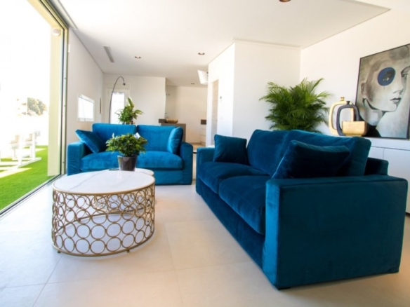 Imagen 2 de VENTA-OBRA NUEVA-DENIA-VILLAS Y ADOSADOS-2 Y 3 DORMITORIOS