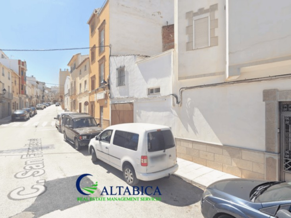 Imagen 2 de Casa-Chalet en Venta en Torre Del Campo Jaén