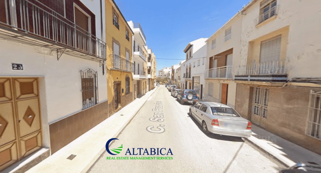 Imagen 4 de Casa-Chalet en Venta en Torre Del Campo Jaén