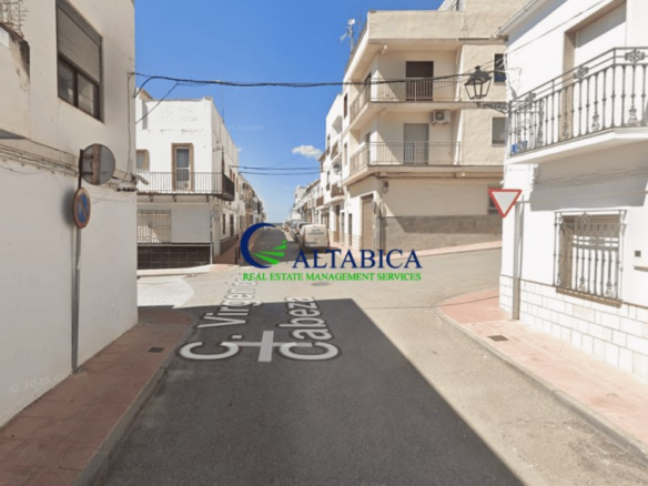 Imagen 3 de Casa-Chalet en Venta en Jamilena Jaén