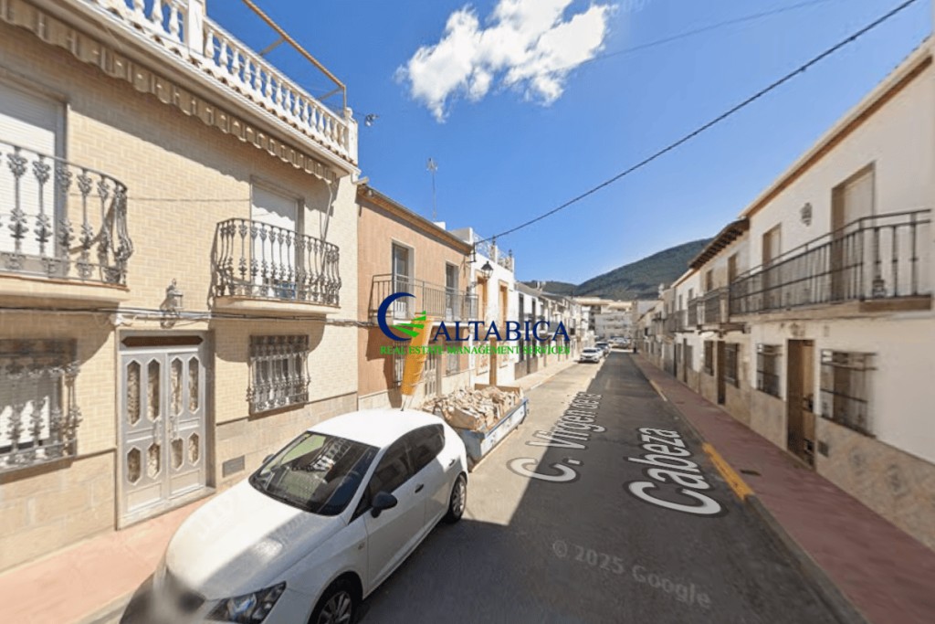Imagen 1 de Casa-Chalet en Venta en Jamilena Jaén