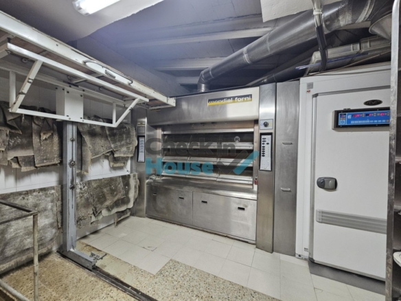 Imagen 4 de Local comercial en Alquiler en Celra Girona