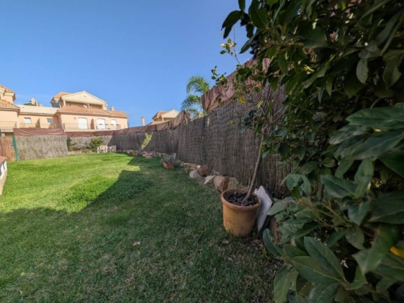 Imagen 2 de Casa de pueblo en Venta en Linea De La Concepcion