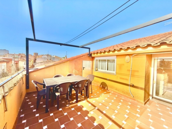 Imagen 2 de DÚPLEX CON TERRAZA EN VENTA EN EL CENTRO DE TORDERA