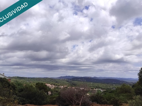 Imagen 1 de ¡Construye la casa en Sant Genís de Palafolls!
