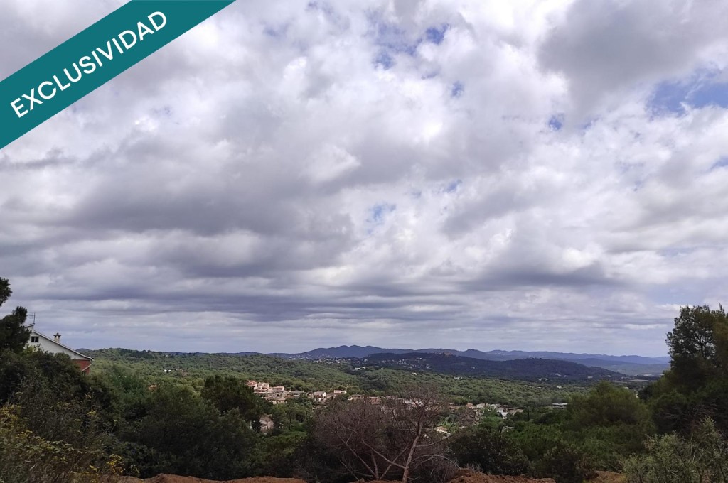 Imagen 1 de ¡Construye la casa en Sant Genís de Palafolls!
