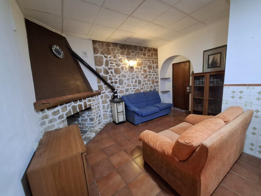 Imagen 1 de OPORTUNIDAD UNICA! CASA CON 3 VIVIENDAS INDEPENDIENTES EN CASTELLO DE RUGAT