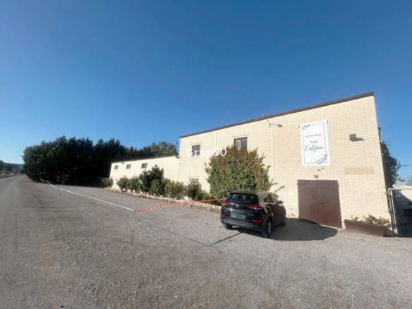 Imagen 1 de ? FINCA EN VENTA EN PUIGVERD DE LLEIDA Un espacio excepcional con infinitas posibilidades