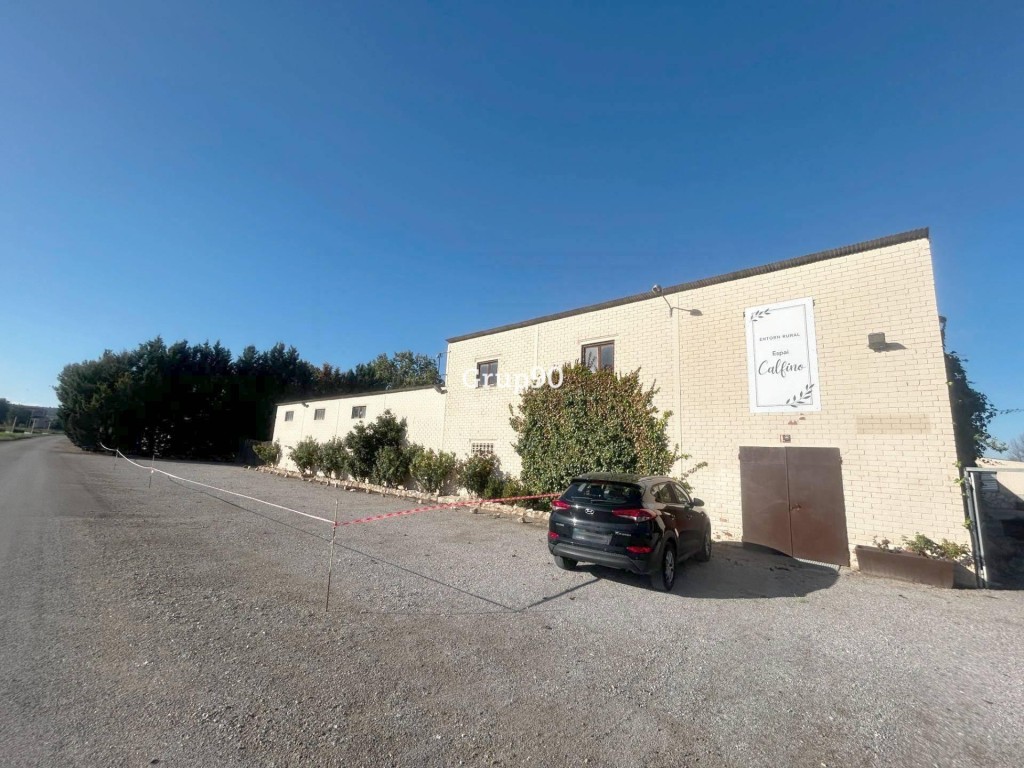 Imagen 1 de ? FINCA EN VENTA EN PUIGVERD DE LLEIDA Un espacio excepcional con infinitas posibilidades