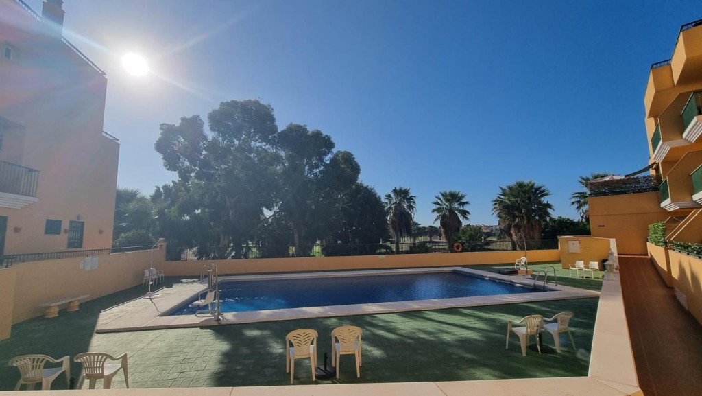 Imagen 1 de Piso en venta en Roquetas de Mar de 75 m2