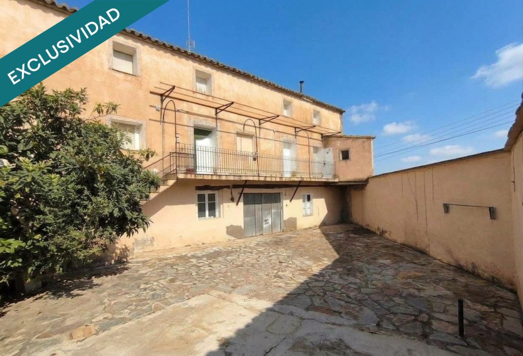Imagen 1 de Gran casa de 660 m² en Barbués con corral/jardín privado: amplitud