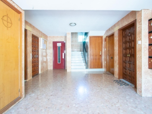 Imagen 3 de Magnífica vivienda exterior junto al Metro en Montequinto (Dos Hermanas)