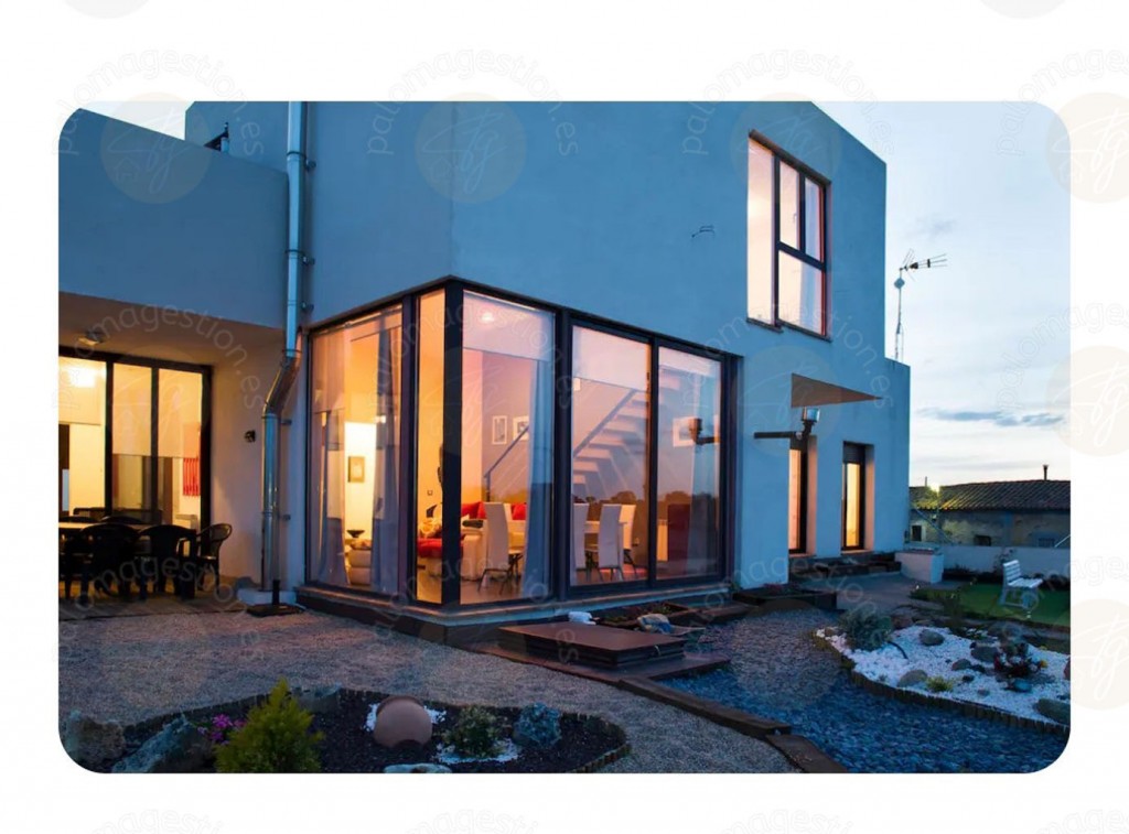 Imagen 1 de Casa-Chalet en Venta en Cortos Ávila