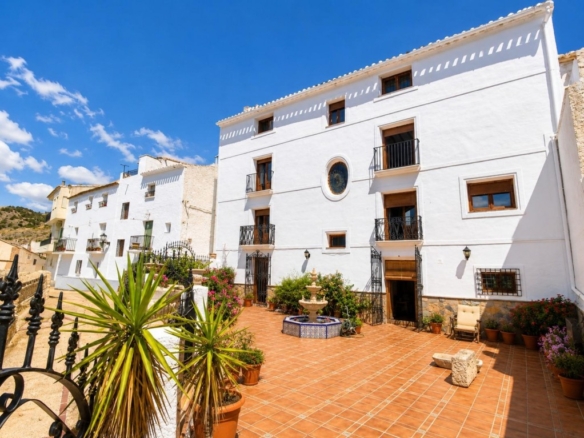 Imagen 1 de Casa-Chalet en Venta en Vélez-Blanco Almería