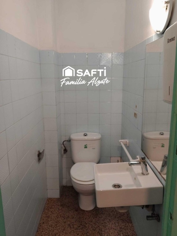 Imagen 3 de ¡OPORTUNIDAD DE NEGOCIO EN FIGUERES! LOCAL COMERCIAL