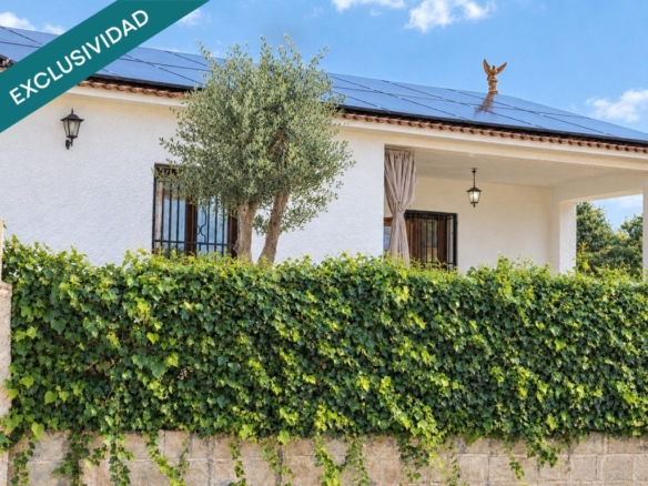 Imagen 3 de Casa en venta en Maçanet residencial con Placas solares y terreno semiplano