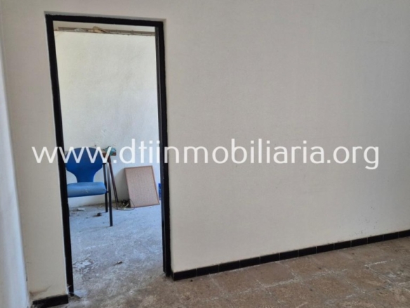 Imagen 4 de SE VENDE LOCAL COMERCIAL LA PALMA DEL CONDADO