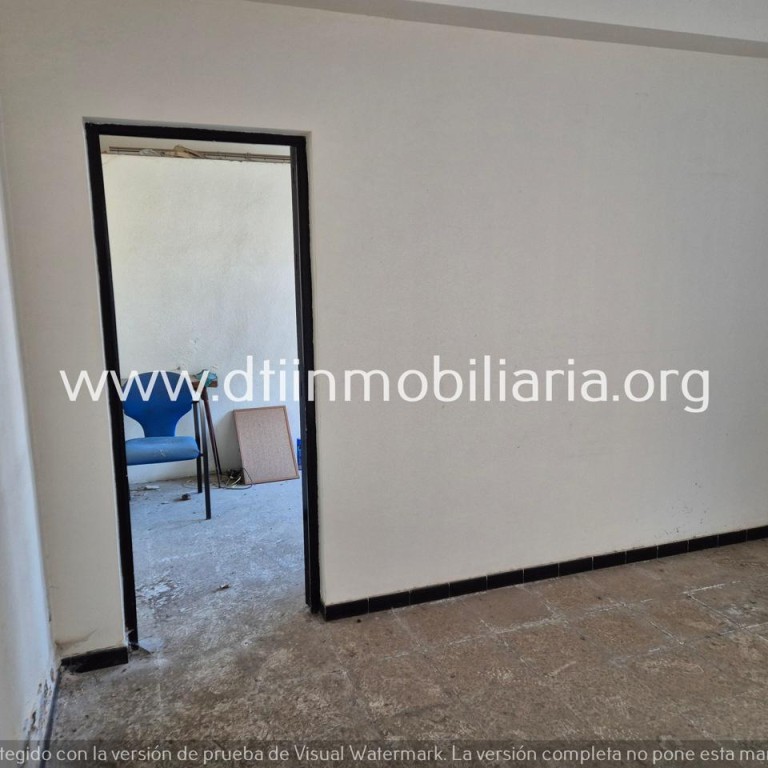 Imagen 4 de SE VENDE LOCAL COMERCIAL LA PALMA DEL CONDADO
