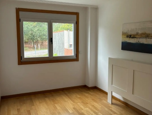 Imagen 1 de Casa-Chalet en Venta en Adina (Santa Maria) Pontevedra